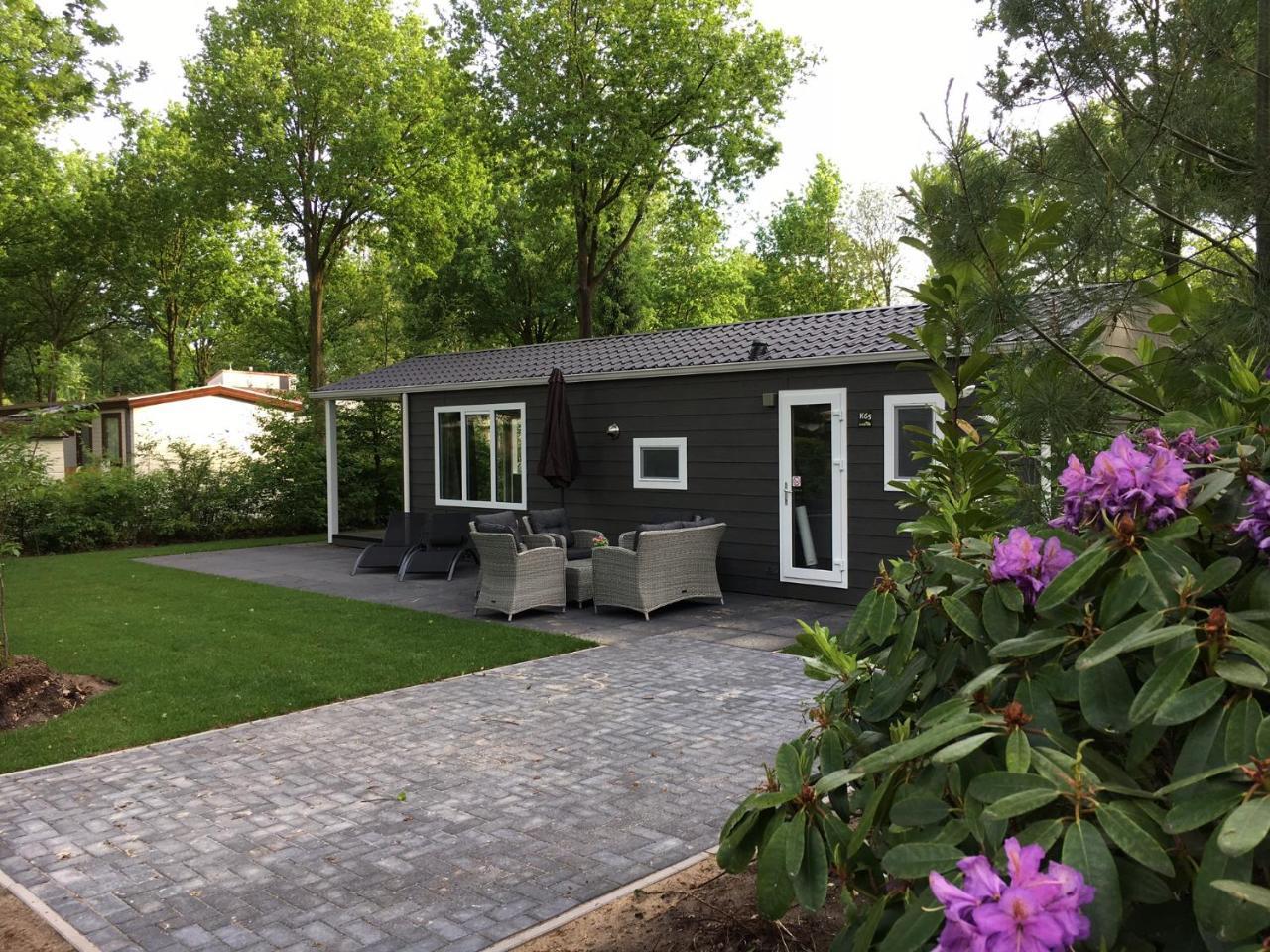 Vakantiecentrum De Ullingse Bergen Sint Anthonis Exterior photo